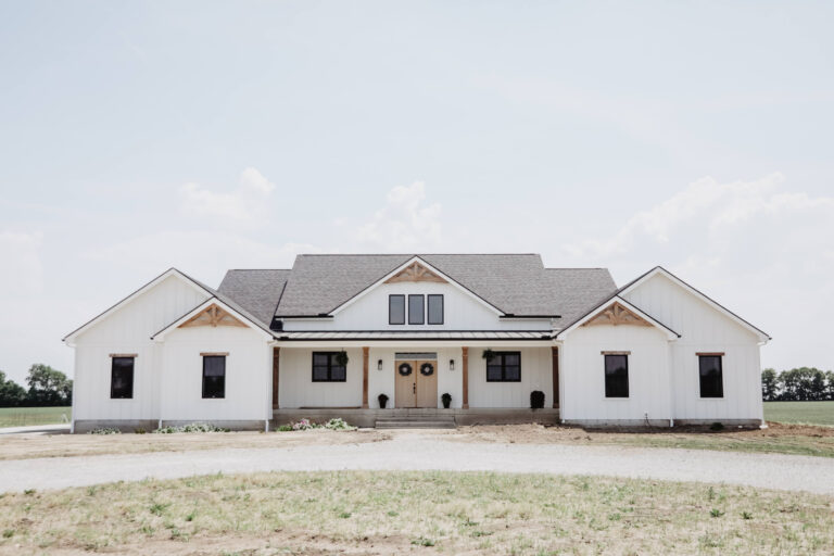 Modern farmhouse Ohio custom home - Holsinger Project